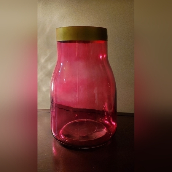 Pink & Gold Vase - Picture 2 of 4